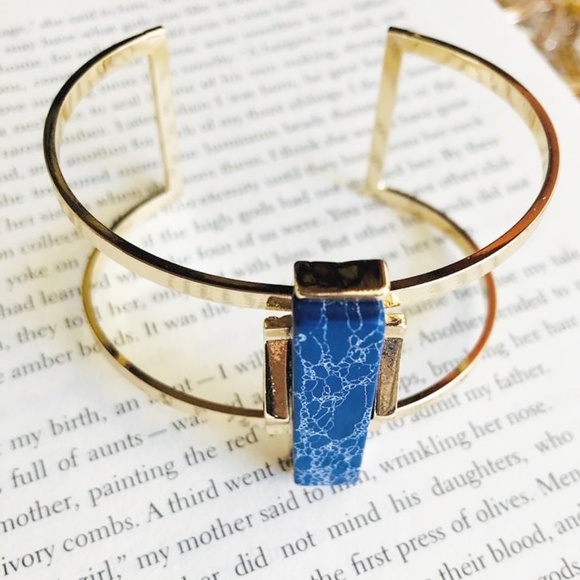 ALQUIMIA Jewelry - 3/35$ STATEMENT LAPIZ CUFF BRACELET